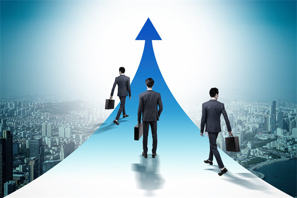 強化戰略管理，塑造企業持續競爭優勢與市場份額