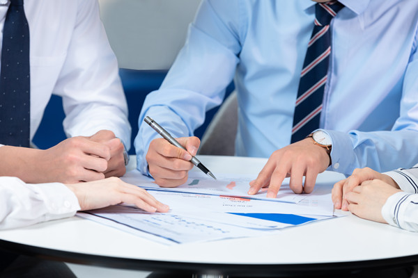 精心謀劃企業戰略，促進企業核心競爭力的提升