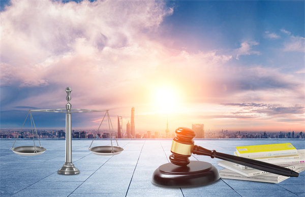 薪酬管理中如何確保合法合規，避免法律風險？