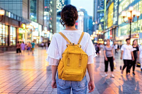 明年消費(fèi)市場(chǎng)總體態(tài)勢(shì)如何？企業(yè)對(duì)此有哪些啟示？