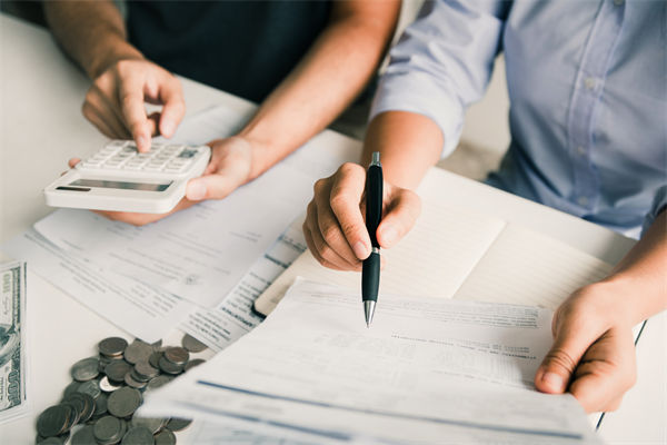 如何構建以預算為核心的企業文化，促進全員參與？